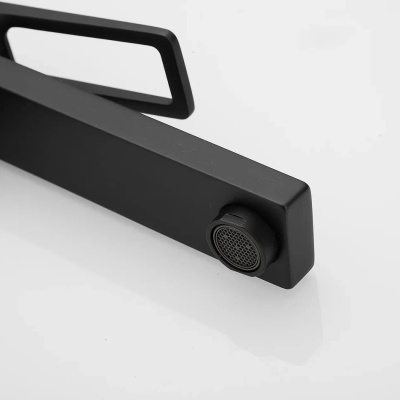 Смеситель SHEVANIK для раковины S6811Н черный