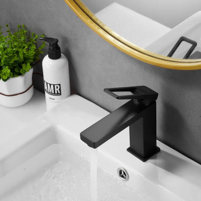 7p9zshu9o2xi99l06bjnyno9s3x4j15h