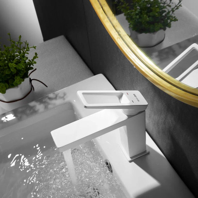 13k2lb0l80d77y96q5b3o9e1lziaae28